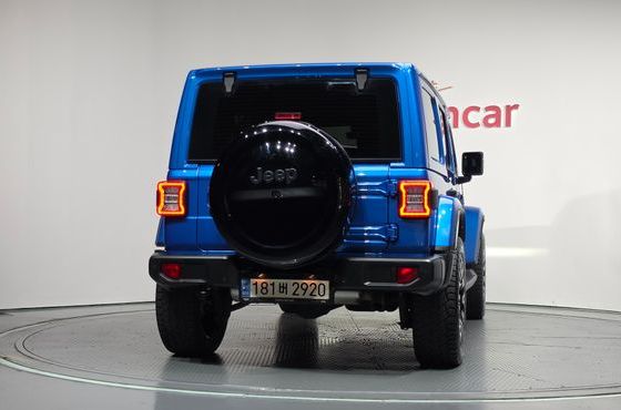 Jeep Wrangler 2.0 Overland Power Top 4Door — пробег 68 977 км — фото 4 из 5