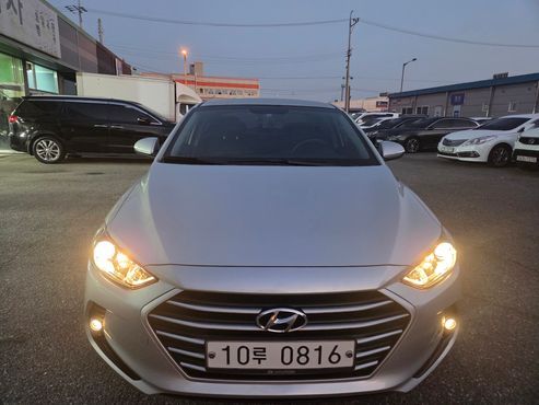 Hyundai AVANTE 1.6 GDI Smart — пробег 101 000 км — фото 1 из 5