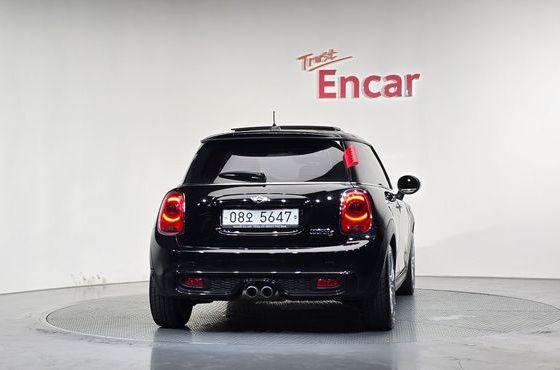 Mini Cooper Standard Third Generation — пробег 67 763 км — фото 4 из 5