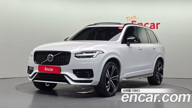 Volvo XC90 T8 R-Design Hybrid — пробег 77 262 км — фото 1 из 5