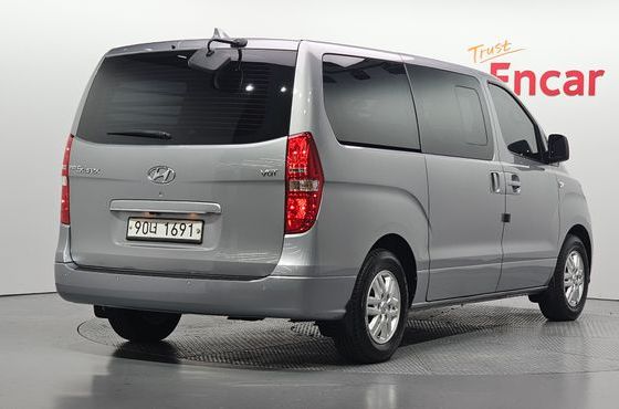 Hyundai Starex Van 5-Seater Modern — пробег 59 950 км — фото 2 из 5