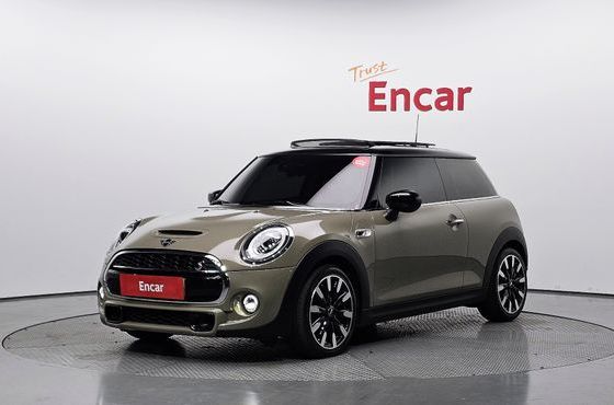 Mini Cooper HIGH 3rd — пробег 44 010 км — фото 1 из 5