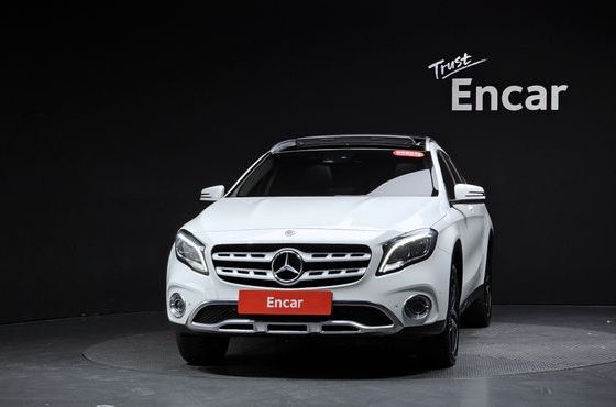 Mercedes-Benz GLA-Class GLA220 Premium — пробег 69 645 км — фото 3 из 5
