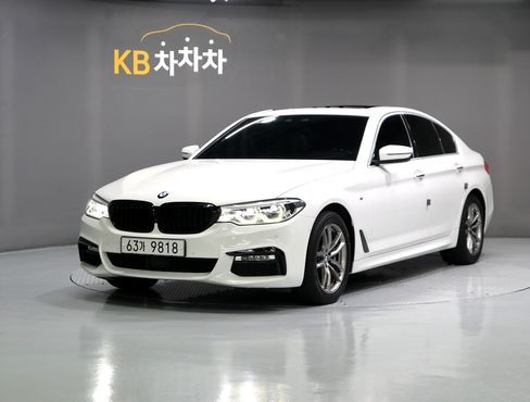 BMW 5-Series 530i xDrive M Sport Package Plus — пробег 121 262 км — фото 1 из 5