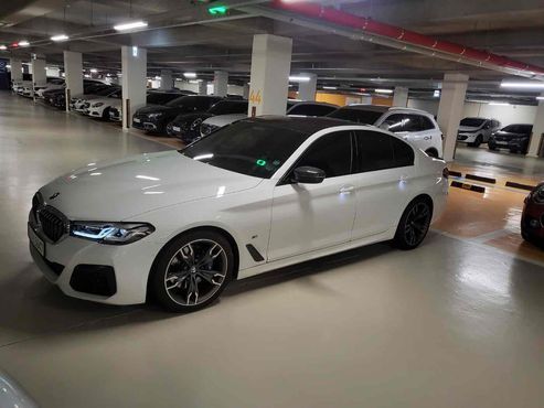 BMW 5-Series 520i M Sport — пробег 59 000 км — фото 2 из 5