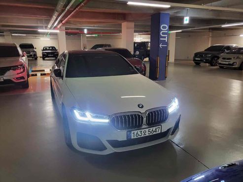 BMW 5-Series 520i M Sport — пробег 59 000 км — фото 4 из 5