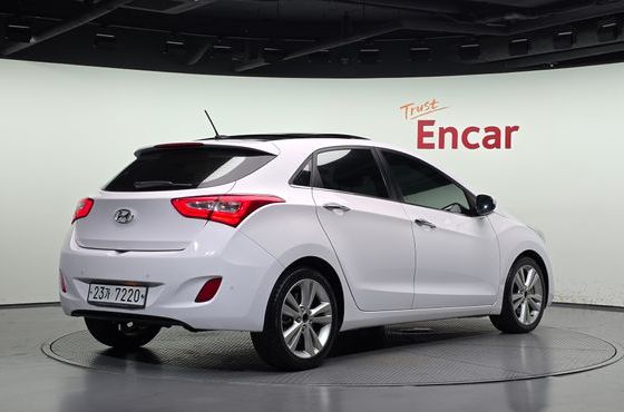 Hyundai i30 Diesel 1.6 VGT PYL — пробег 127 924 км — фото 2 из 5