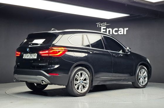 BMW X1 xDrive 18d Premium — пробег 206 482 км — фото 2 из 5