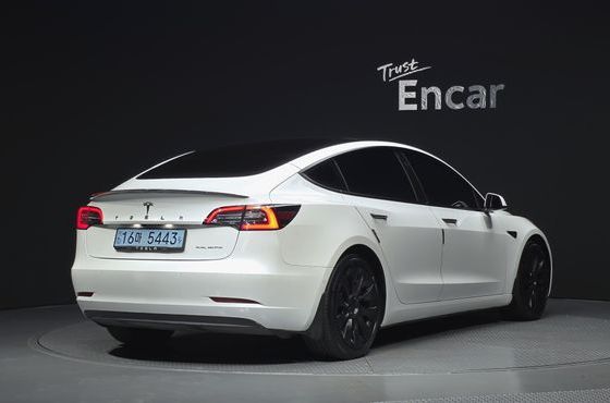 Tesla Model 3 Long Range AWD — пробег 90 598 км — фото 2 из 5