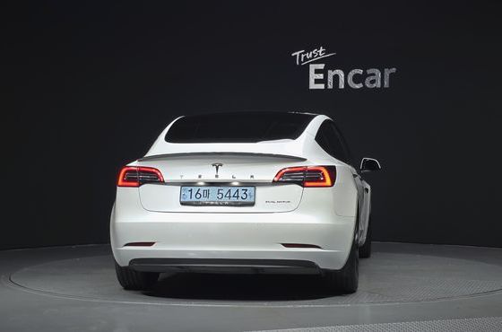 Tesla Model 3 Long Range AWD — пробег 90 598 км — фото 4 из 5
