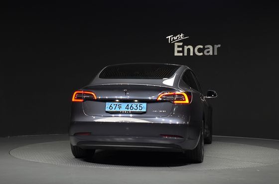 Tesla Model 3 Long Range AWD — пробег 185 204 км — фото 4 из 5
