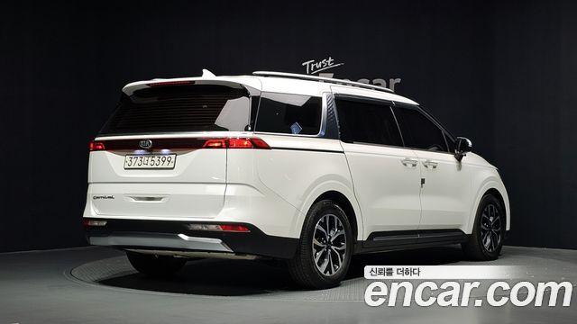 Kia Carnival из Кореи Encar