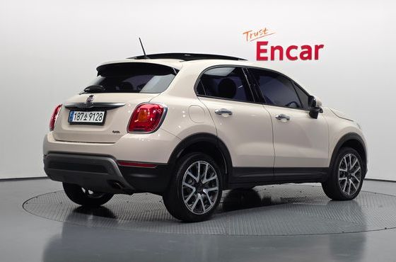 Fiat 500X 2.0 Diesel Cross Plus AWD — пробег 111 916 км — фото 2 из 5
