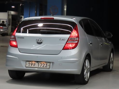 Hyundai i30 1.6 VVT Premier Standard — пробег 54 700 км — фото 4 из 5
