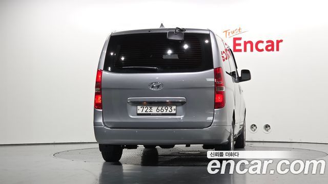 Hyundai Starex Wagon 12-Seater Smart — пробег 109 501 км — фото 4 из 5