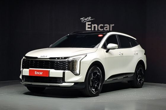 Kia Sportage HEV 1.6 2WD Signature — пробег 8 097 км — фото 1 из 5