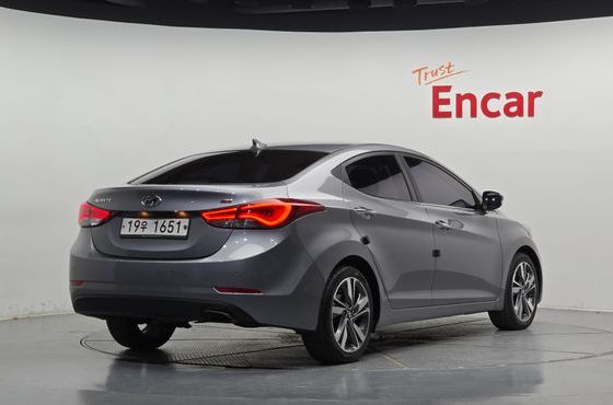 Hyundai AVANTE 1.6 GDi Premium Standard — пробег 80 377 км — фото 2 из 5