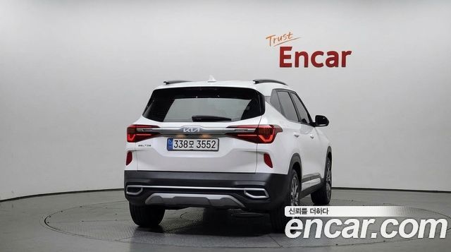 Kia Seltos из Кореи Encar