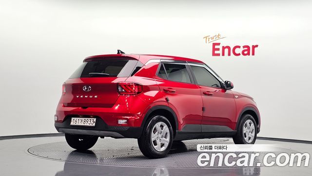 Hyundai Venue из Кореи Encar