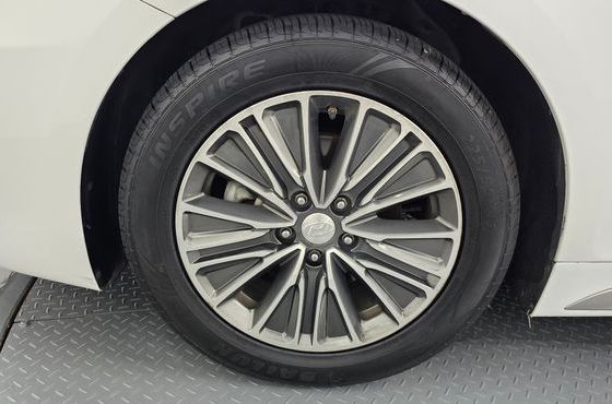 Hyundai Grandeur Exclusive Special — пробег 231 588 км — фото 5 из 5