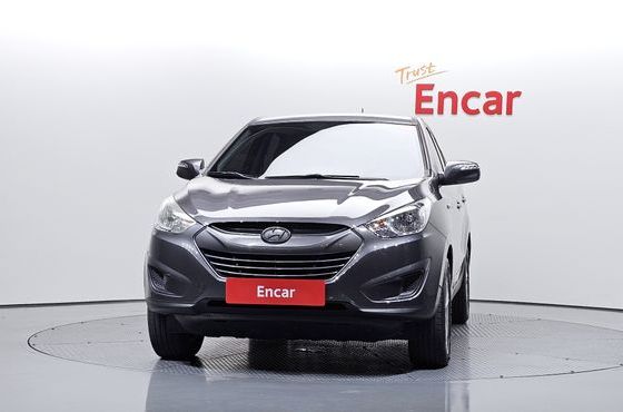 Hyundai Tucson Diesel 2WD X20 Deluxe — пробег 212 953 км — фото 3 из 5
