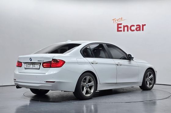 BMW 3-Series 320d — пробег 170 169 км — фото 2 из 5