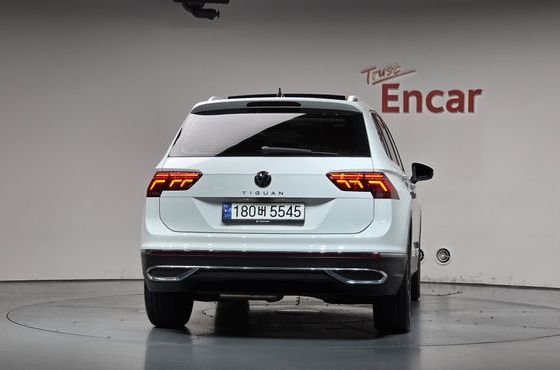 Volkswagen Tiguan 2.0 TDI Prestige — пробег 22 548 км — фото 4 из 5