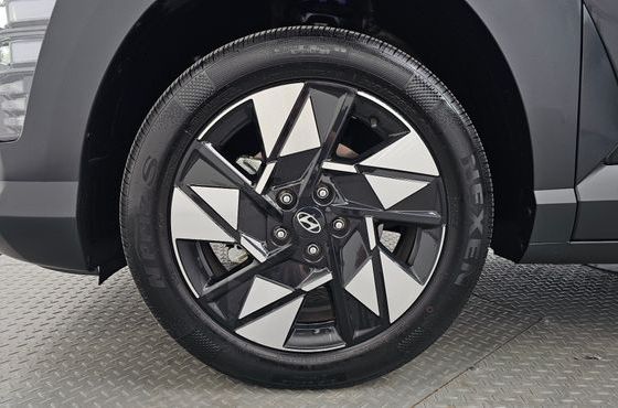Hyundai Kona Inspiration — пробег 13 375 км — фото 5 из 5