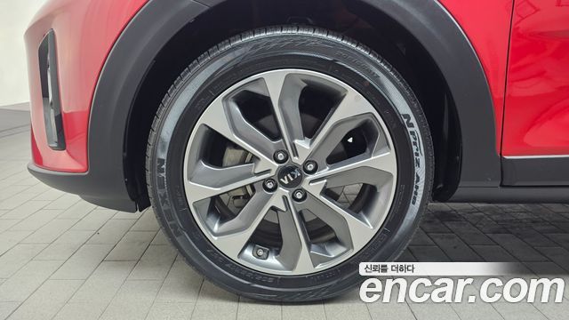 Kia Stonic из Кореи Encar