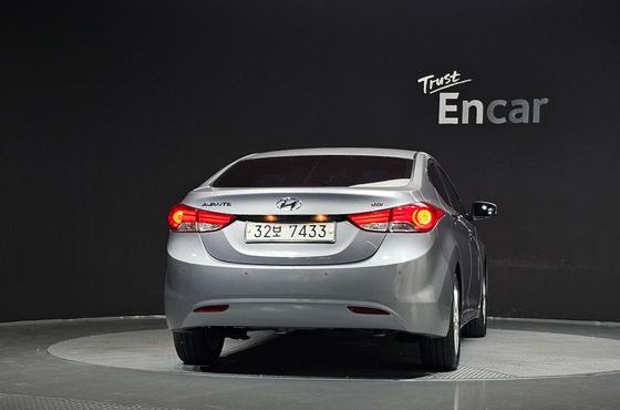 Hyundai AVANTE M16 GDI Modern — пробег 118 520 км — фото 4 из 5