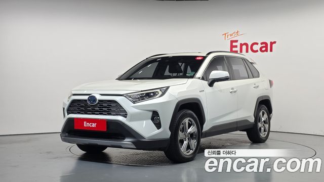 Toyota RAV4 2.5 4WD Hybrid — пробег 85 544 км — фото 1 из 5