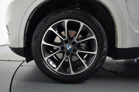 BMW X5 xDrive 30d — пробег 79 676 км — фото 5 из 5