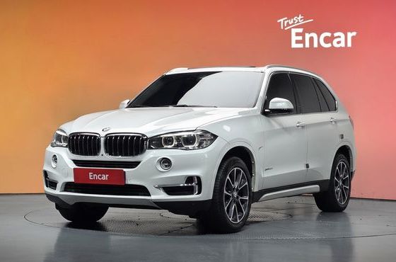 BMW X5 xDrive 30d — пробег 79 676 км — фото 1 из 5