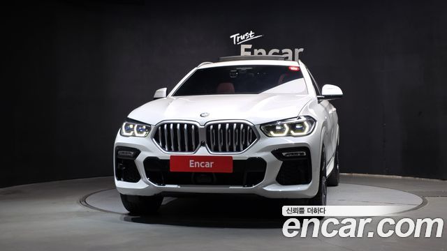 BMW X6 xDrive40i M Sport — пробег 57 587 км — фото 3 из 5