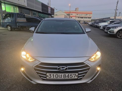 Hyundai AVANTE 1.6 GDI Smart — пробег 150 000 км — фото 1 из 5
