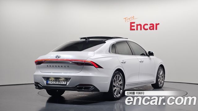 Hyundai Grandeur Calligraphy — пробег 107 099 км — фото 2 из 5