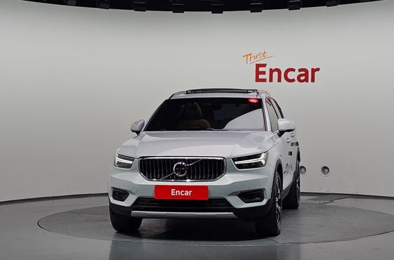 Volvo XC40 B4 Inscription — пробег 34 495 км — фото 3 из 5