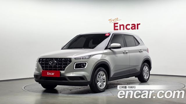 Hyundai Venue 1,6 Premium — пробег 3 954 км — фото 1 из 5
