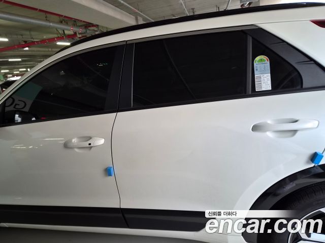 Kia Niro Signature — пробег 18 242 км — фото 2 из 5
