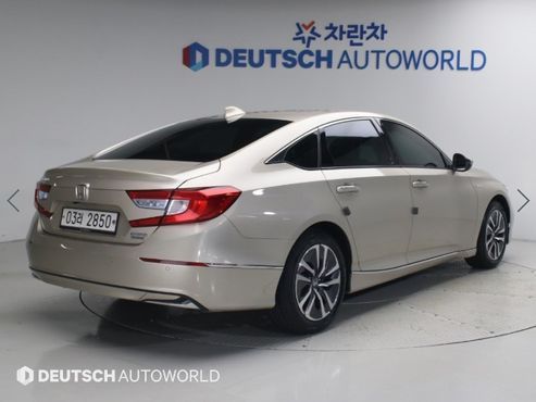 Honda Accord 2.0 Hybrid Touring — пробег 121 913 км — фото 2 из 5