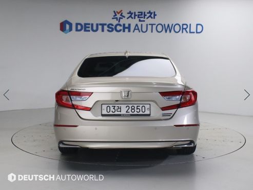 Honda Accord 2.0 Hybrid Touring — пробег 121 913 км — фото 4 из 5
