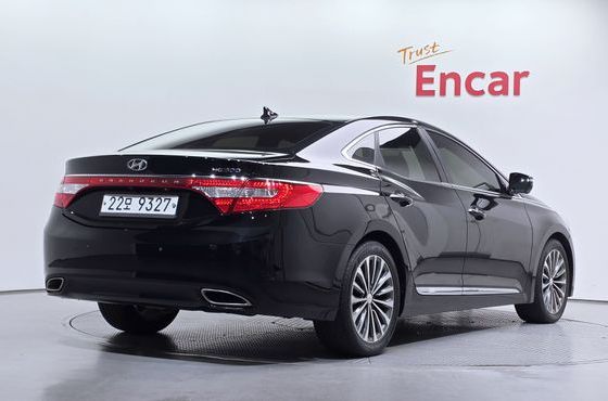 Hyundai Grandeur HG300 Premium — пробег 149 774 км — фото 2 из 5