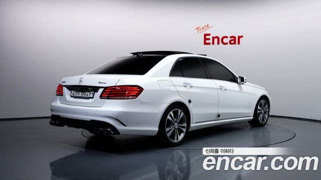 Mercedes-Benz E-Class из Кореи Encar
