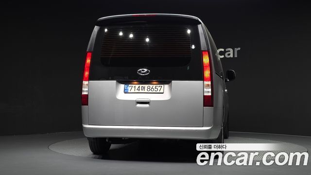 Hyundai Staria Tourer 11-Seater Modern — пробег 18 532 км — фото 4 из 5