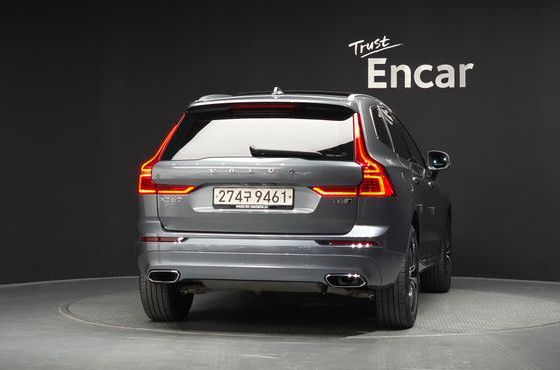 Volvo XC60 T6 Inscription — пробег 76 532 км — фото 4 из 5