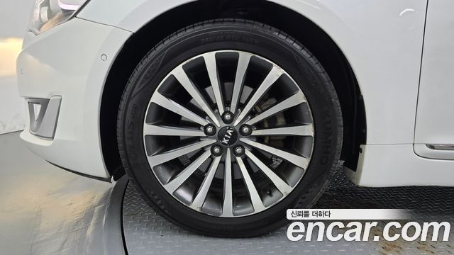 Kia K7 из Кореи Encar