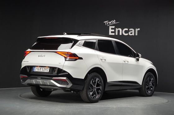 Kia Sportage Signature 2WD — пробег 7 118 км — фото 2 из 5