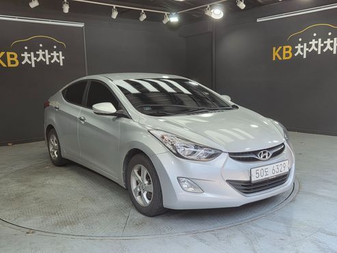 Hyundai AVANTE M16 GDI Smart — пробег 191 000 км — фото 2 из 5