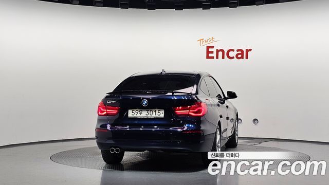 BMW Gran Turismo GT 320d — пробег 85 768 км — фото 4 из 5