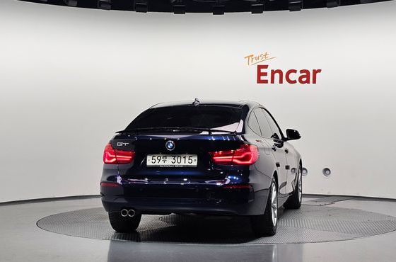 BMW Gran Turismo GT 320d — пробег 85 768 км — фото 4 из 5